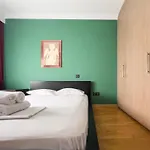 Homevision - Red - Prime Location